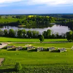 Gizycko - Zywki, Masuria Village, Caloroczne Z Widokiem Na Jezioro פארק נופש