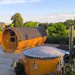 פארק נופש Gizycko - Zywki, Masuria Village, Caloroczne Z Widokiem Na Jezioro