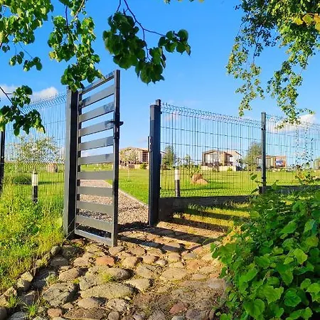 Gizycko-zywki, Masuria Village, Caloroczne Z Widokiem Na Jezioro Zywki