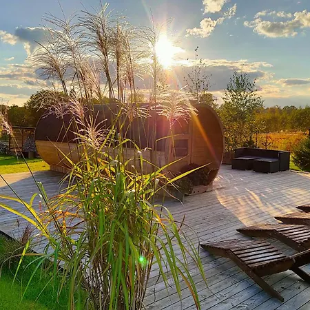 Gizycko - Zywki, Masuria Village, Caloroczne Z Widokiem Na Jezioro