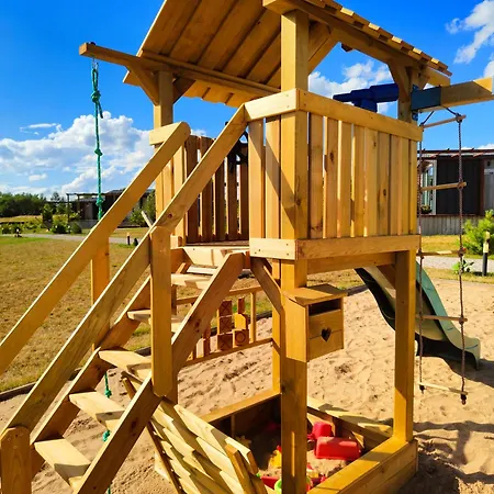 Gizycko-zywki, Masuria Village, Caloroczne Z Widokiem Na Jezioro *