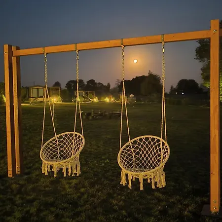 Gizycko - Zywki, Masuria Village, Caloroczne Z Widokiem Na Jezioro * Zywki